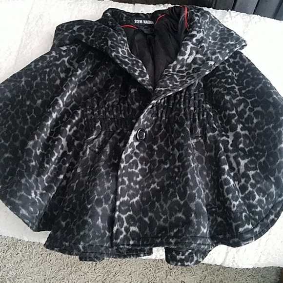 Poncho Jacket - Picture 1 of 4